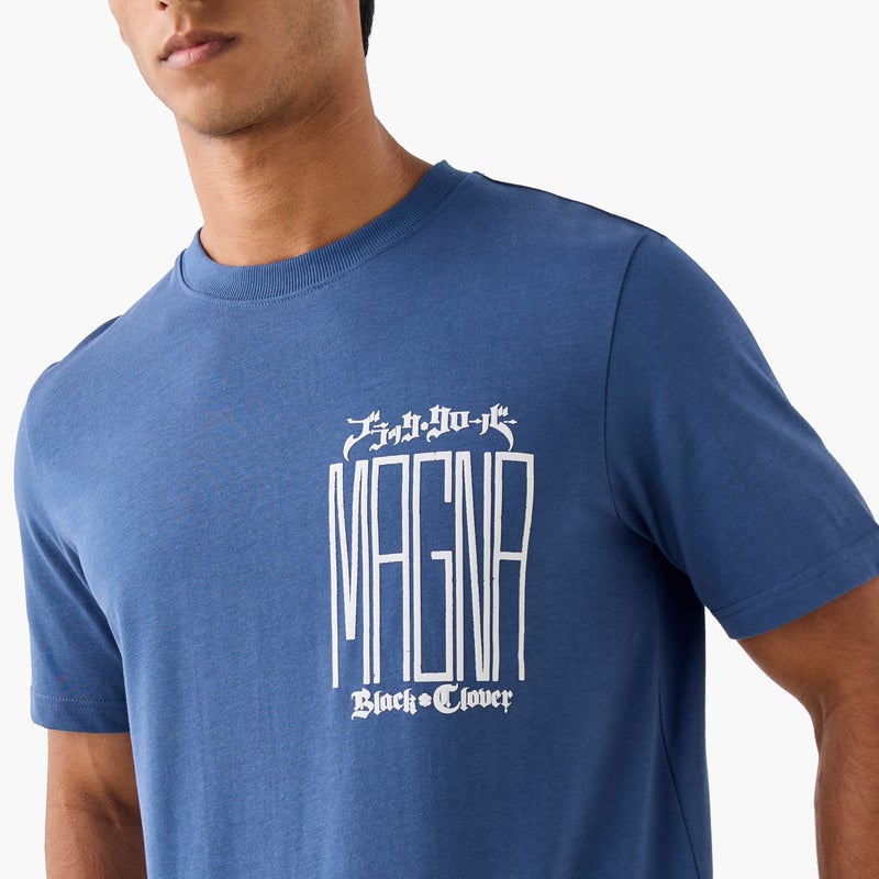 سبلاش فيڤ تيشيرت بطبعة بلاك كلوفر بياقة دائرية وأكمام قصيرة - Image 4