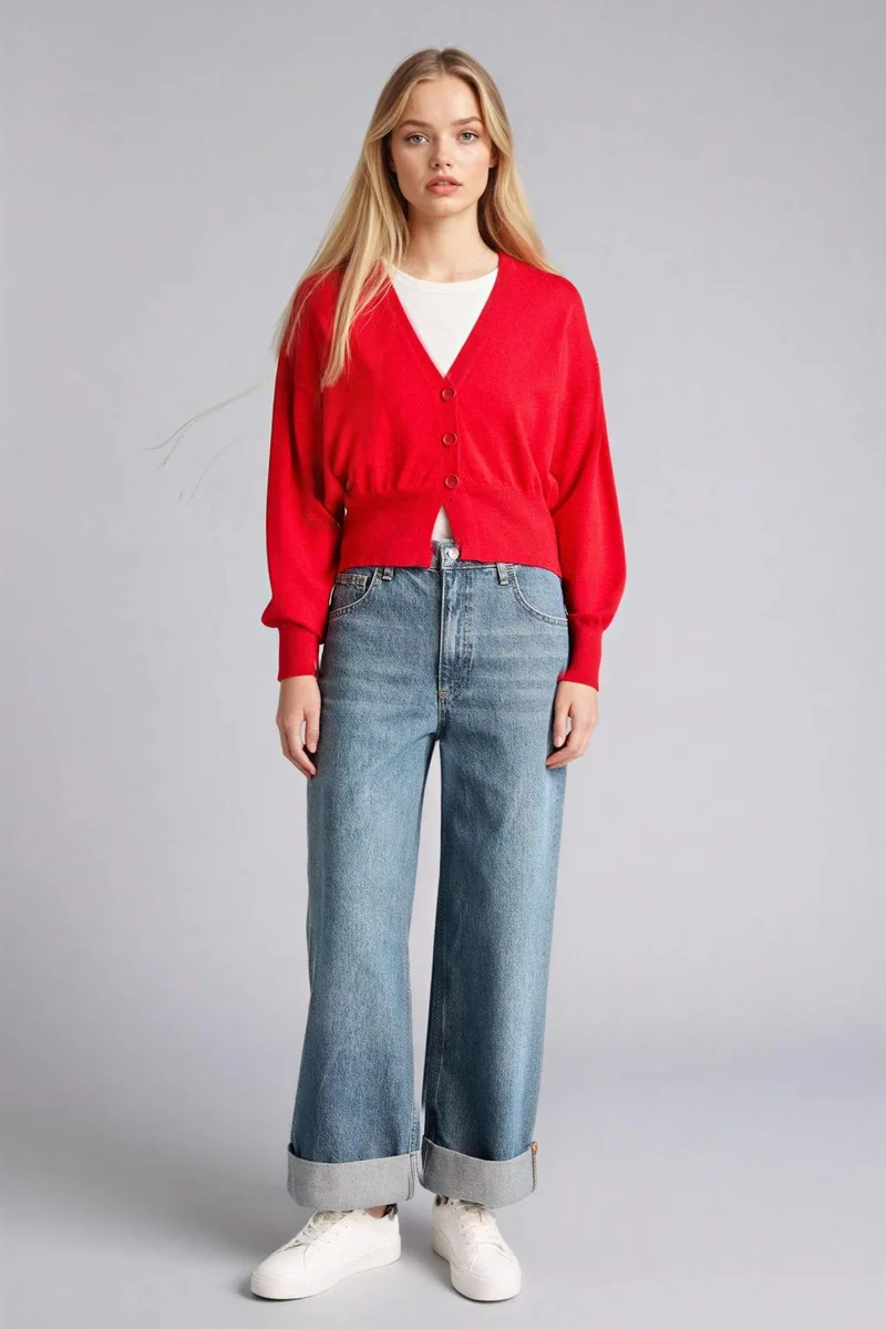 ديفاكتو Oversize Fit V-Neck Cardigan