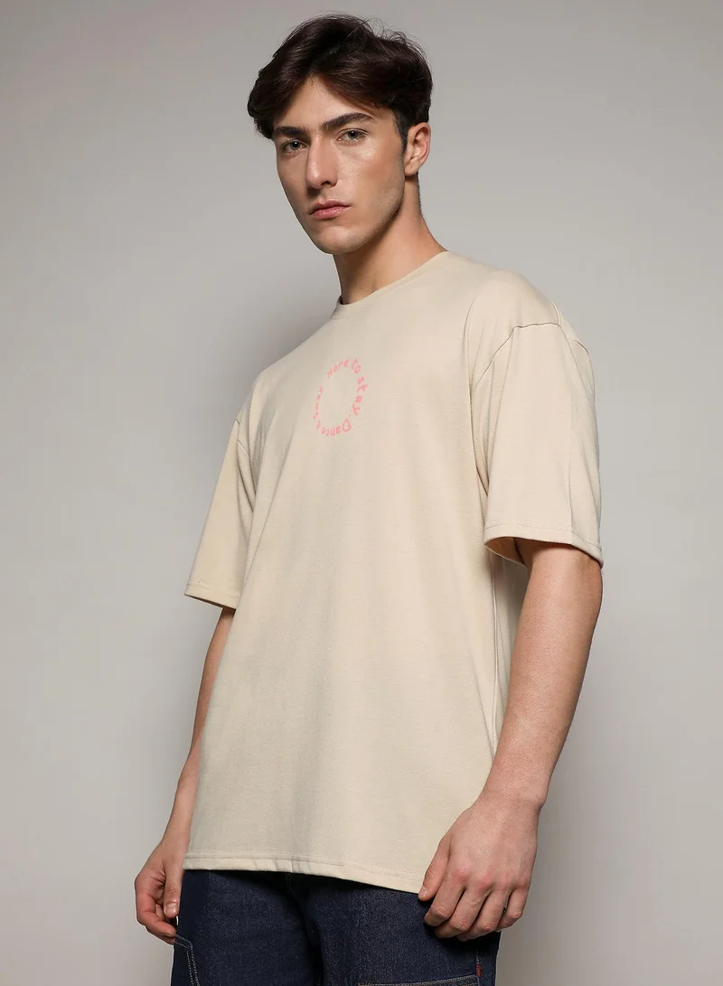 Campus Sutra Campus Sutra Men's Pale Yellow Printed Oversized Basic T-Shirt