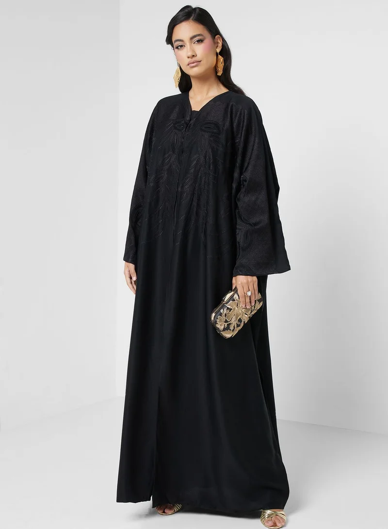 hayas closet Embroidered Open Abaya