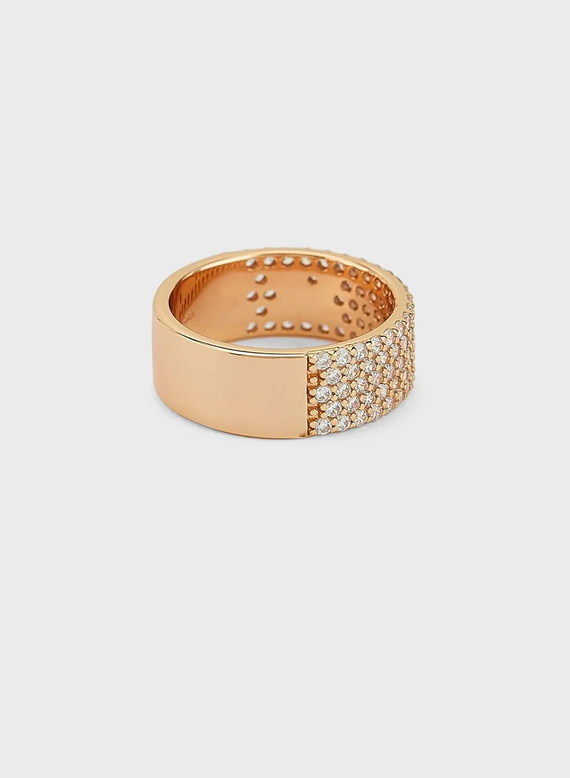 مايكل كورس خاتم بشعار الماركة