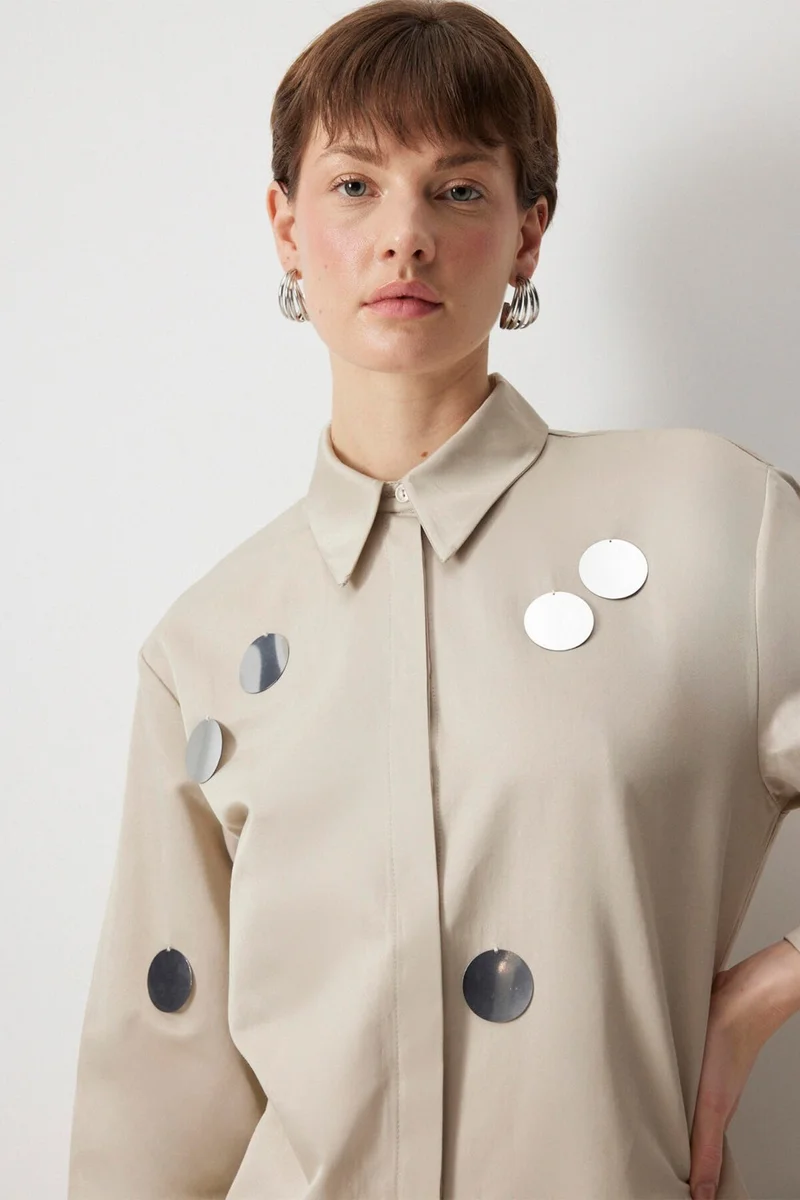 توتشي Sequin Detail Relax Fit Shirt