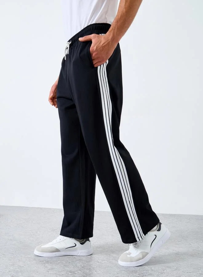 Styli Styli Solid Oversized Side Tape Fleece Joggers