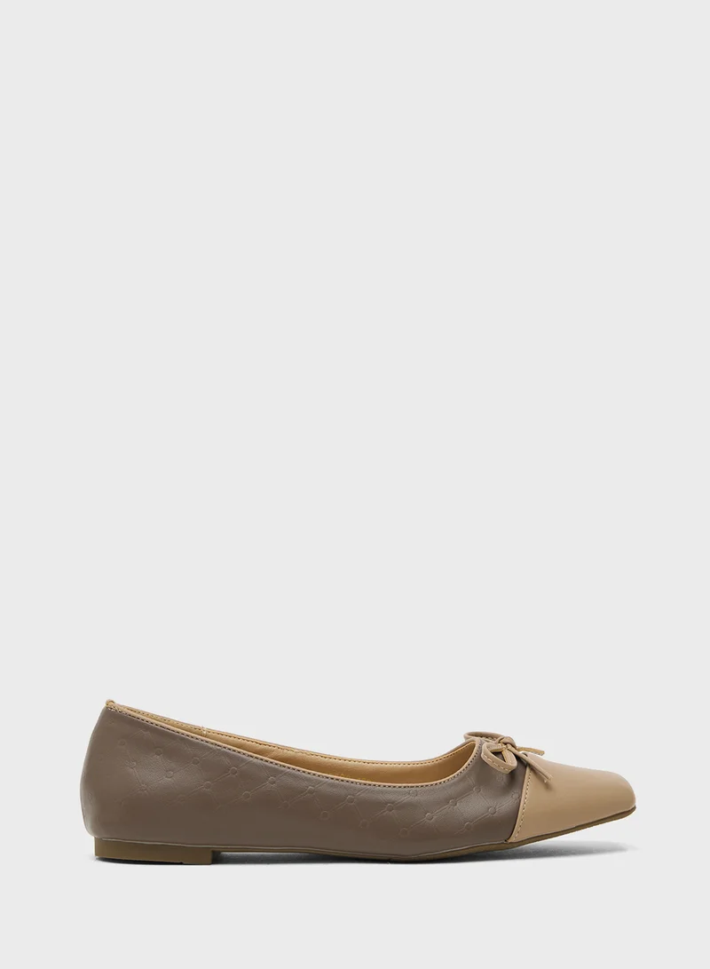 ايلا Contrast Ballerina With Bow