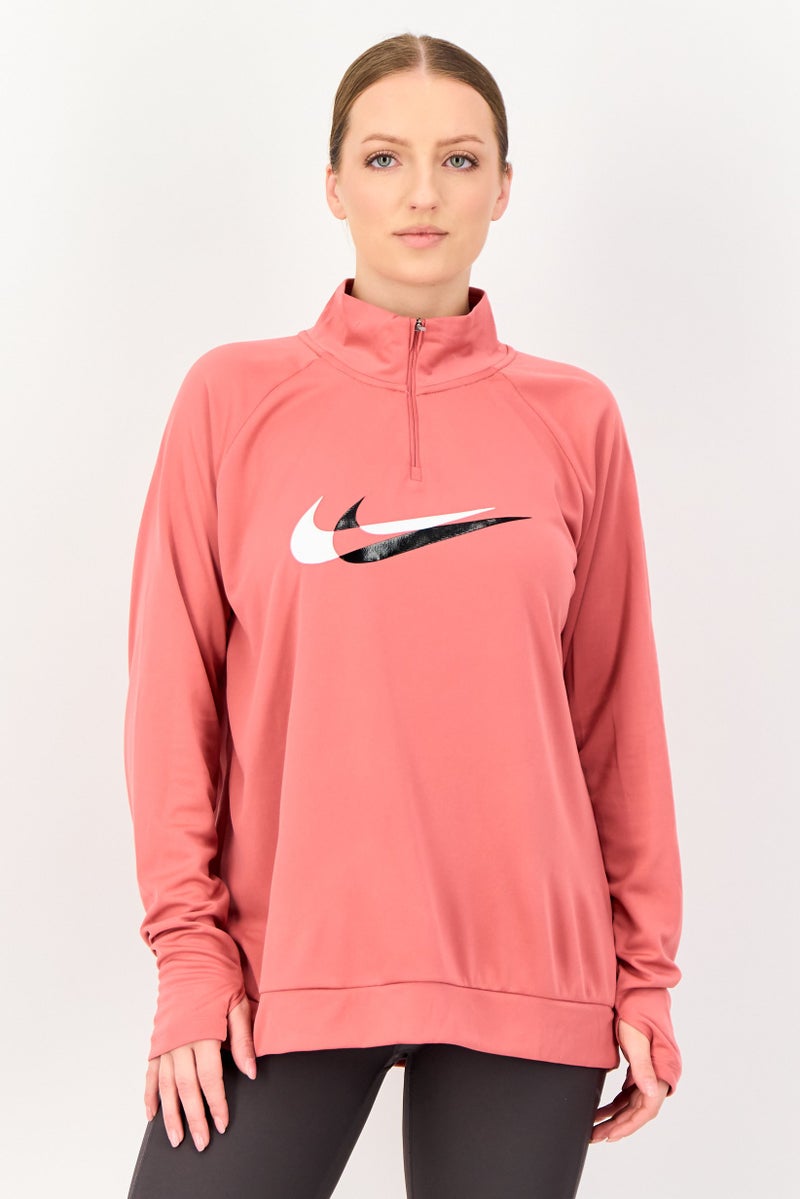 Nike سويت شيرت جري للنساء بأكمام طويلة من دري فيت، خوخي داكن - Image 1