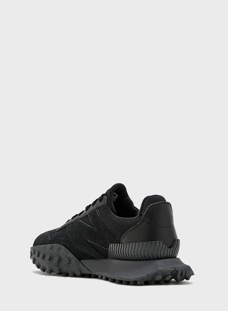 New Balance Xc72 Low Top Sneakers