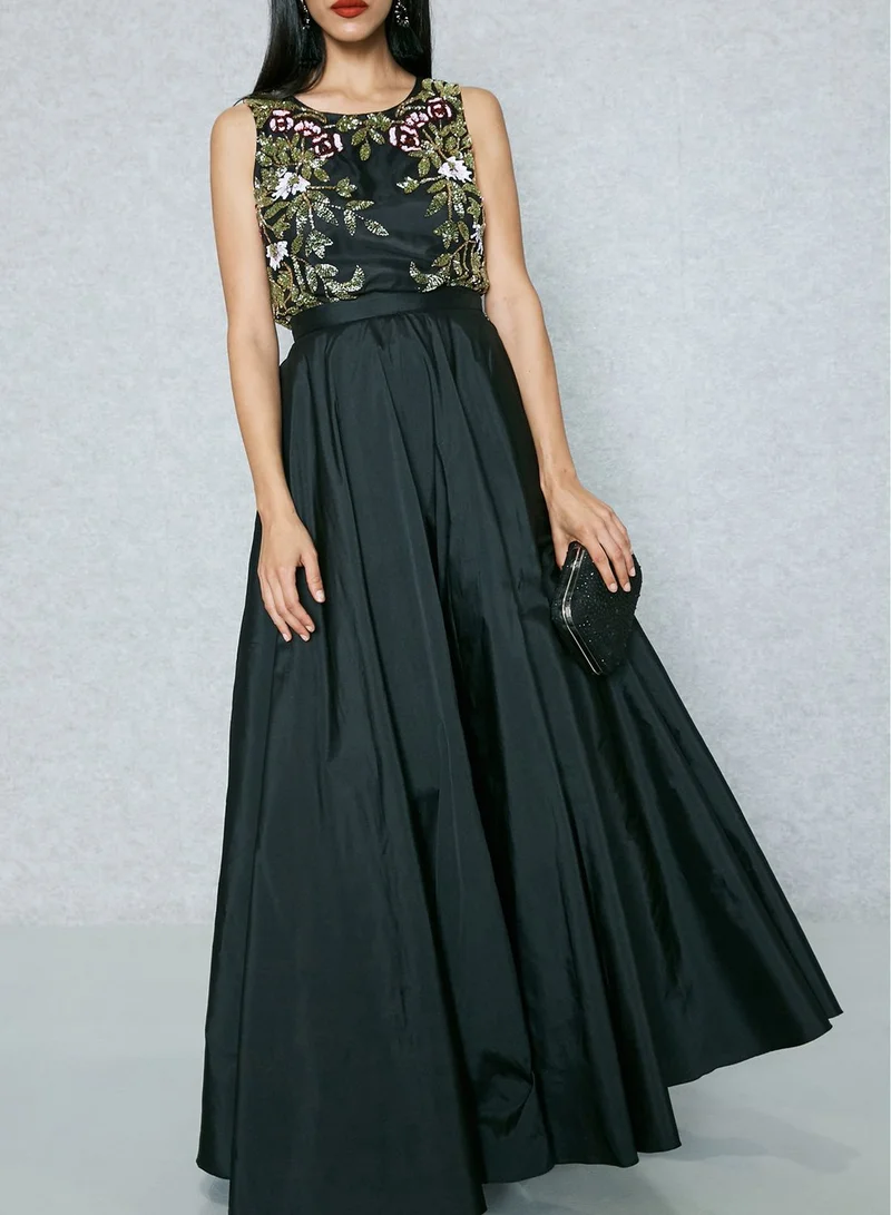 Raishma Embroidered Crop Top & Taffeta Skirt Set