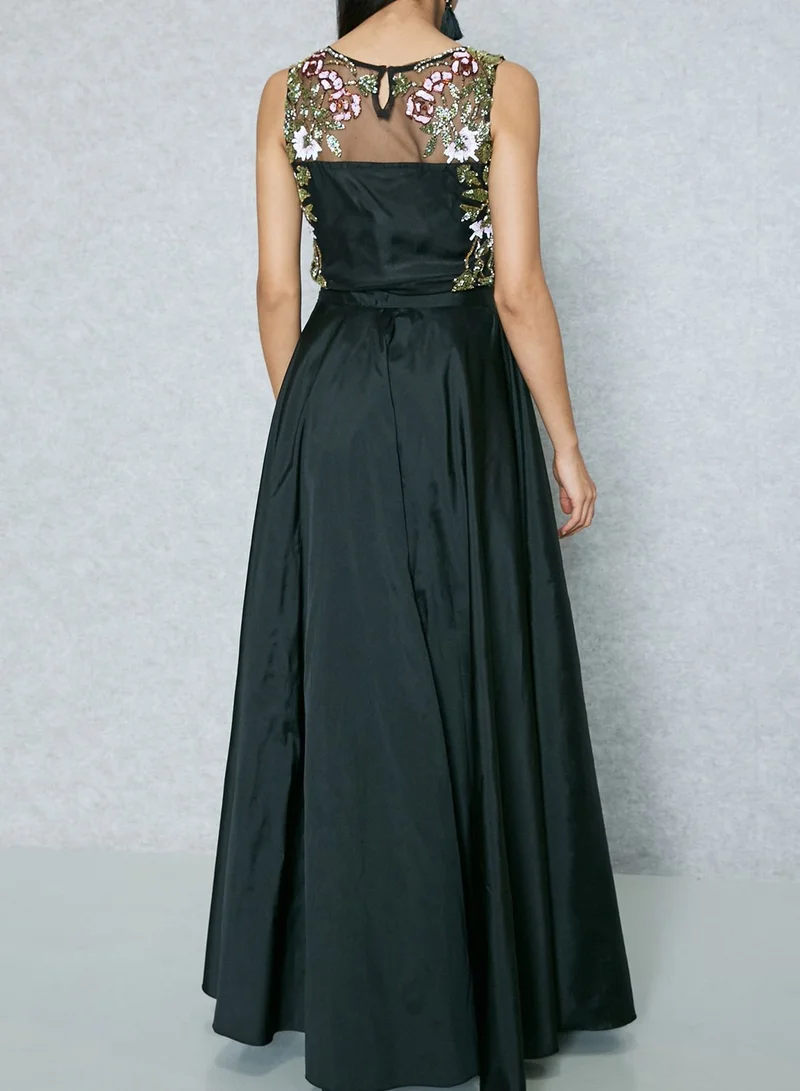 Raishma Embroidered Crop Top & Taffeta Skirt Set
