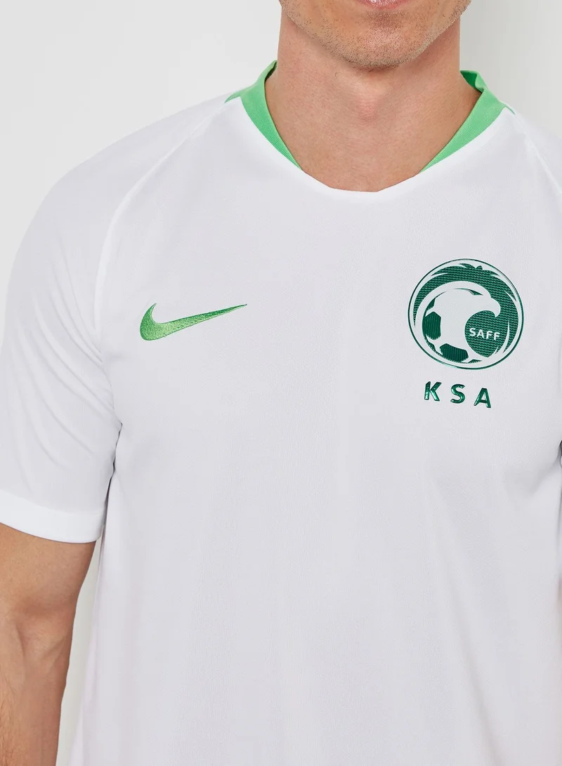 نايكي تيشيرت بشعار المنتخب السعودي لكرة القدم