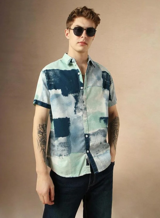 Dennis Lingo Printed Spread Collar Short Sleeves Shirt