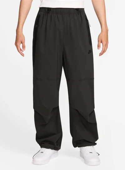 Nike Tech Woven Oversized Sweatpants