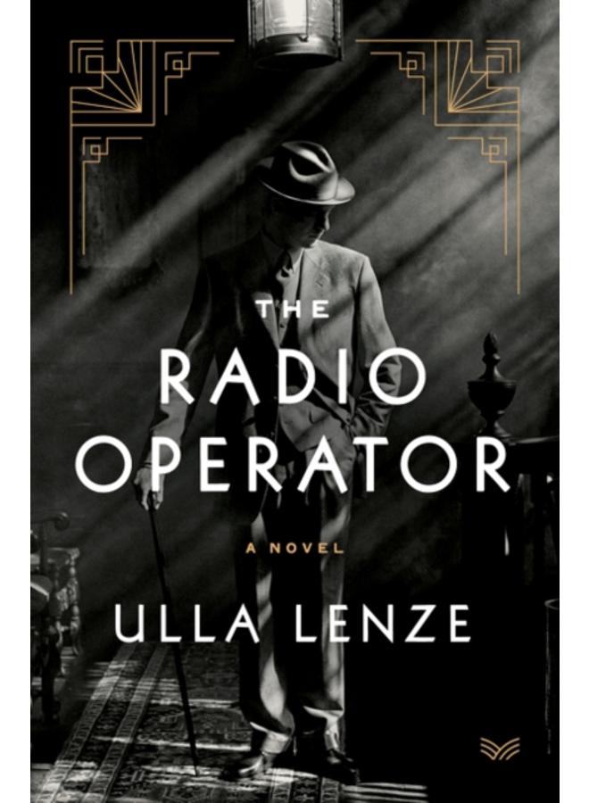 The Radio Operator : A Novel