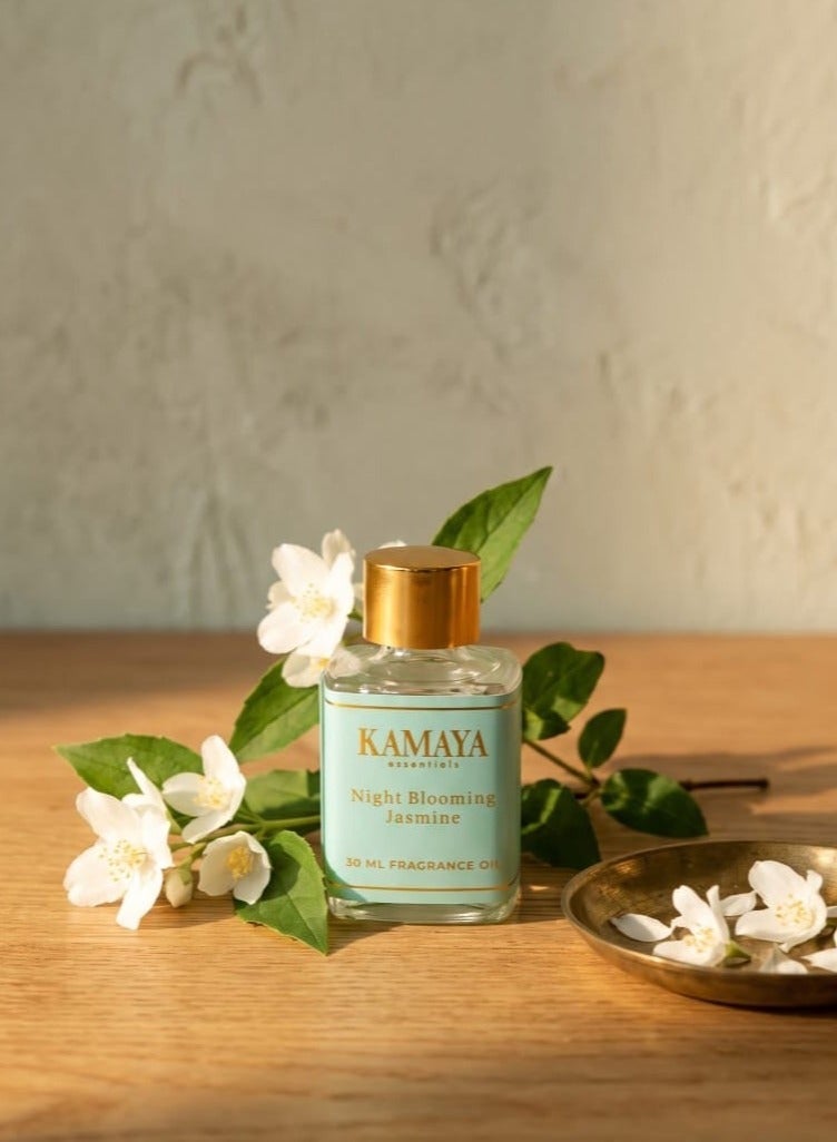 KAMAYA Iris Collection Night Blooming Jasmine Essential Oil in long lasting fragrance -jasmine 30ml | clear bottle with gold lid - Image 1