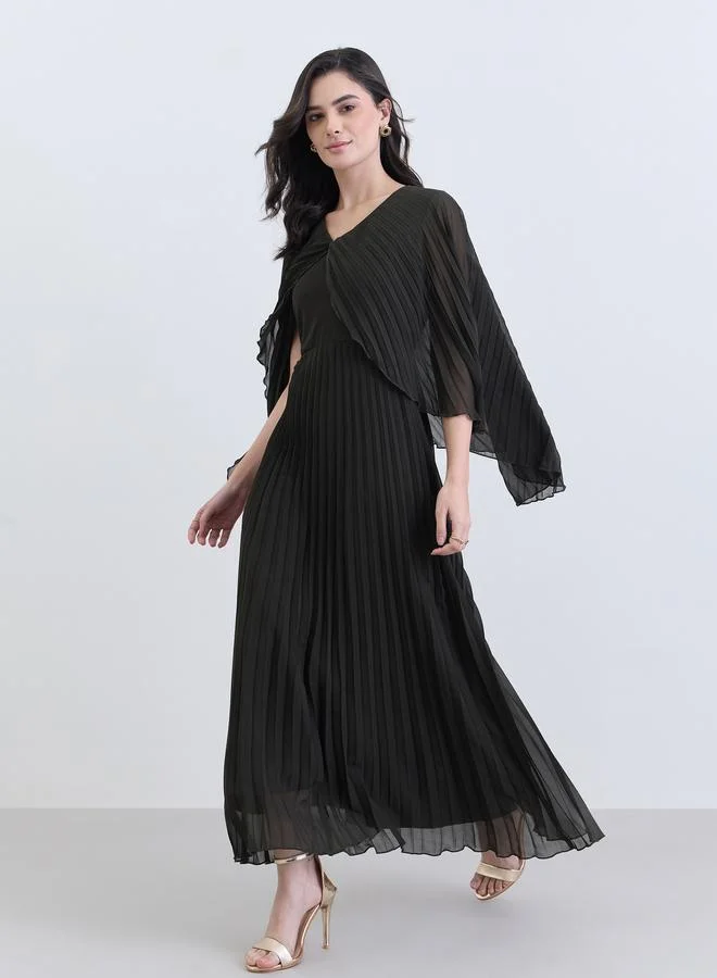 Styli Women Black Pleated Cape Sleeve Maxi Dress