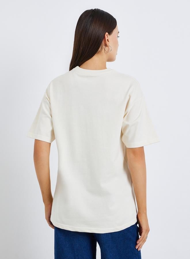 ستايلي تيشيرت واسع مطرز - Image 4