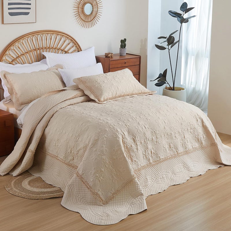 EVENHUG Oversized Quilts Set King Size 3 Piece Bedding Set Reversible Bedspread with 2 Pillow Shams Coverlet Lightweight Soft Bed Cover for All Season(120"X120",Beige) - Image 1