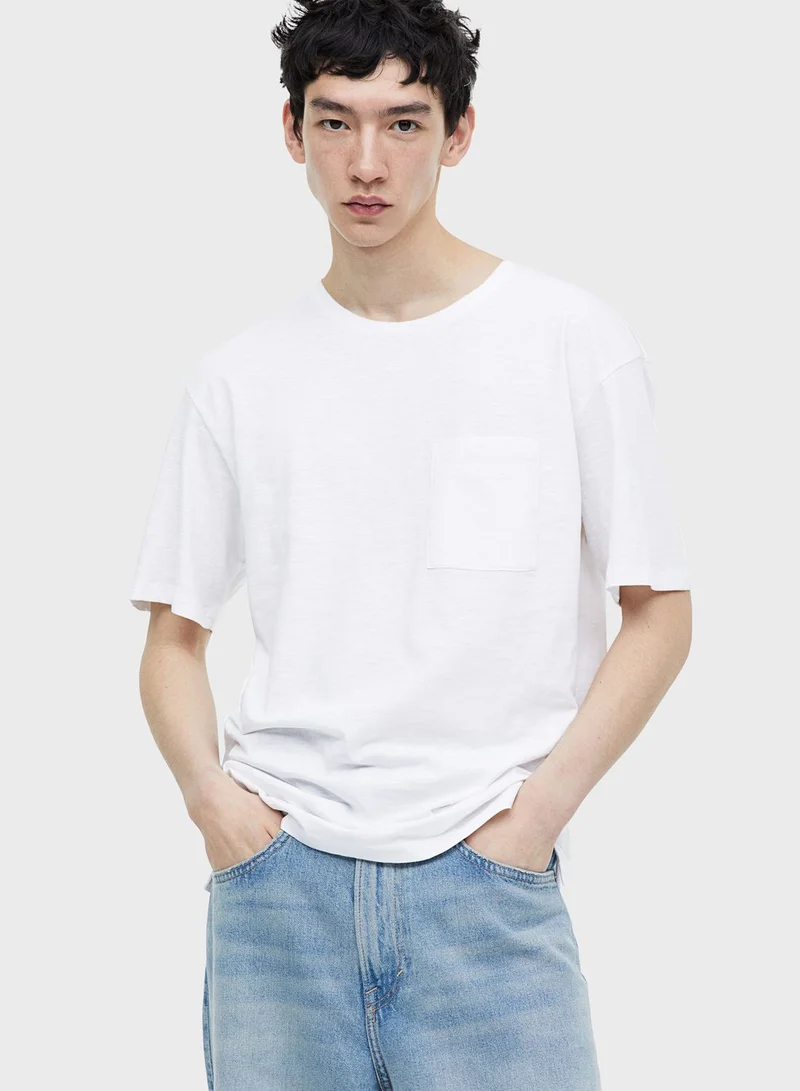H&M Regular Fit Pocket-Detail T-Shirt