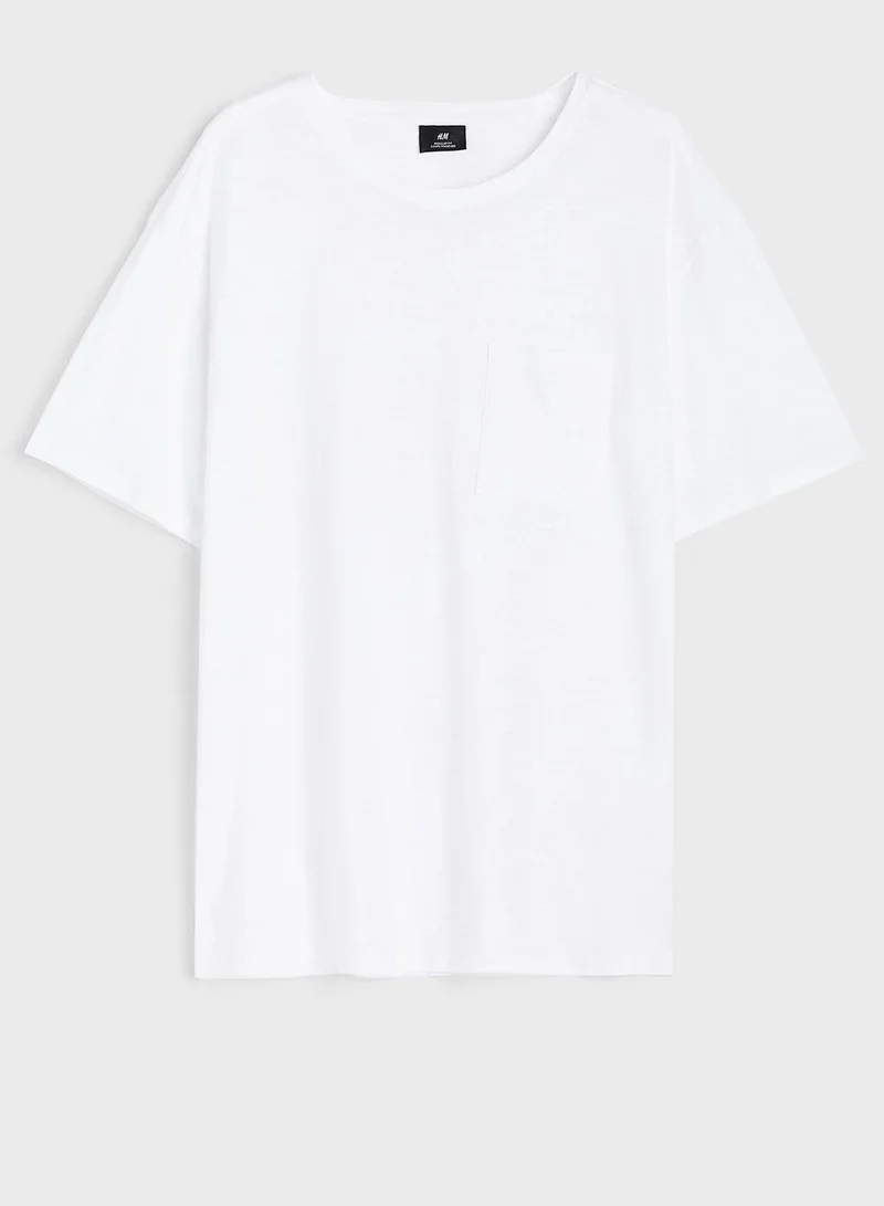 H&M Regular Fit Pocket-Detail T-Shirt