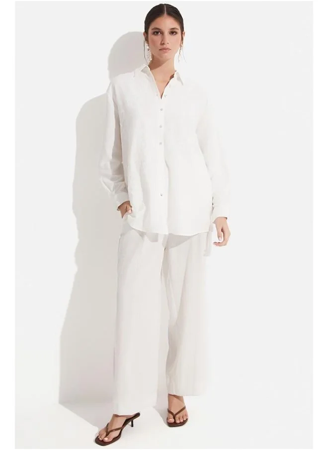 جون June Women Exclusive Oversize/Loose Fit Linen Blend Embroidered Detail Shirt Ecru