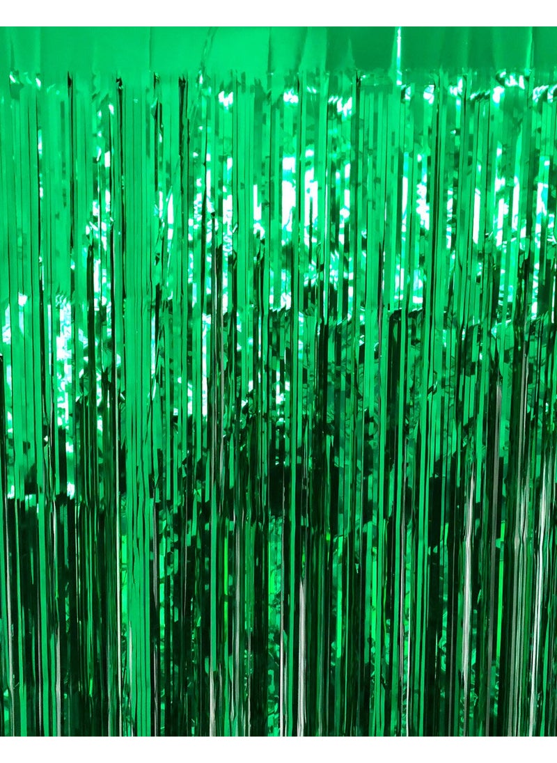 GOER GOER 32 ft x 98 ft Metallic Tinsel Foil Fringe Curtains Party Photo Backdrop Party Streamers for St Patricks DayBirthdayGraduationNew Year Eve Decorations Christmas Decor Green1 Pack 