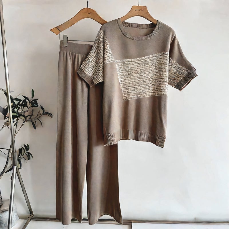 Fashionable Jacquard Batwing Sleeve Knit Two-Piece Set for Women, Loose Fit Wide Leg Pants - Image 4