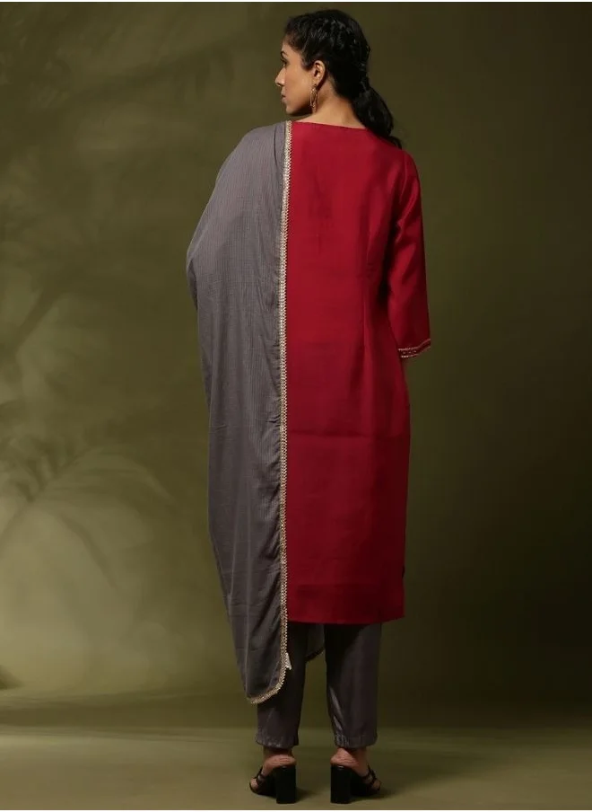 أبهشتي Embroidered 3pc kurta set with cvontrast color pant and dupatta-
