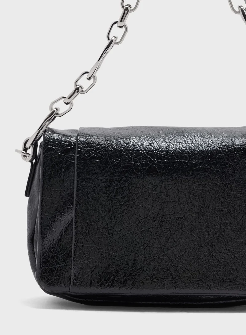 TOPSHOP Chain Detailed Crossbody