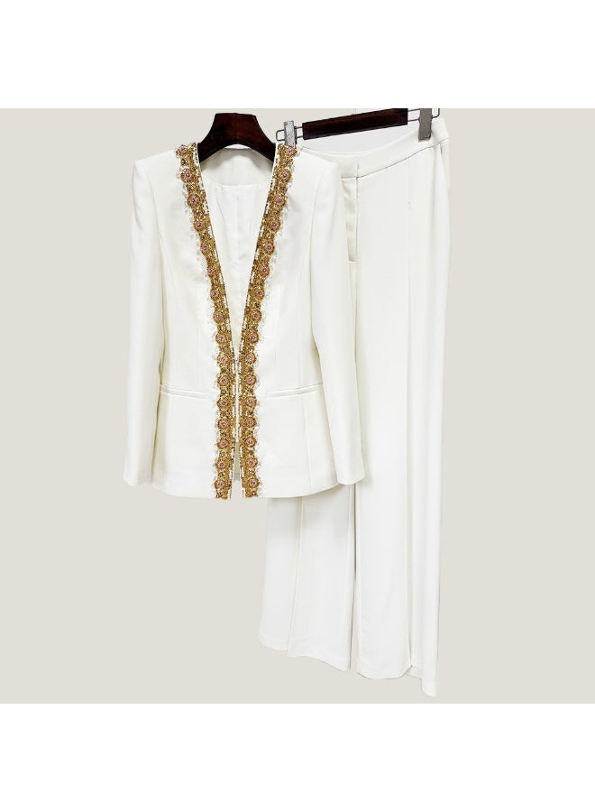 مدام يونيك طقم بدلة سروال واسع بياقة على شكل V مع تطريز ثقيل وزخارف لؤلؤة بأسلوب بوهيمي - Image 2