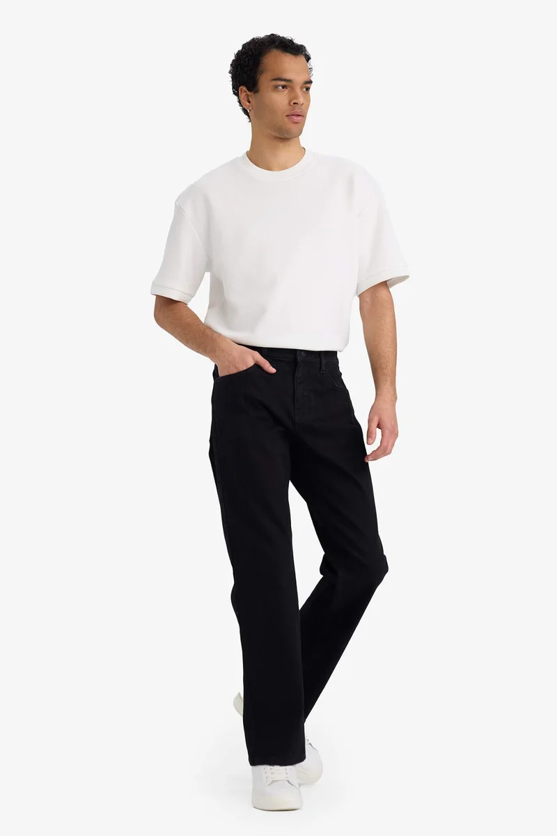 ديفاكتو Diago Comfort Fit High Waist Straight Leg Jeans