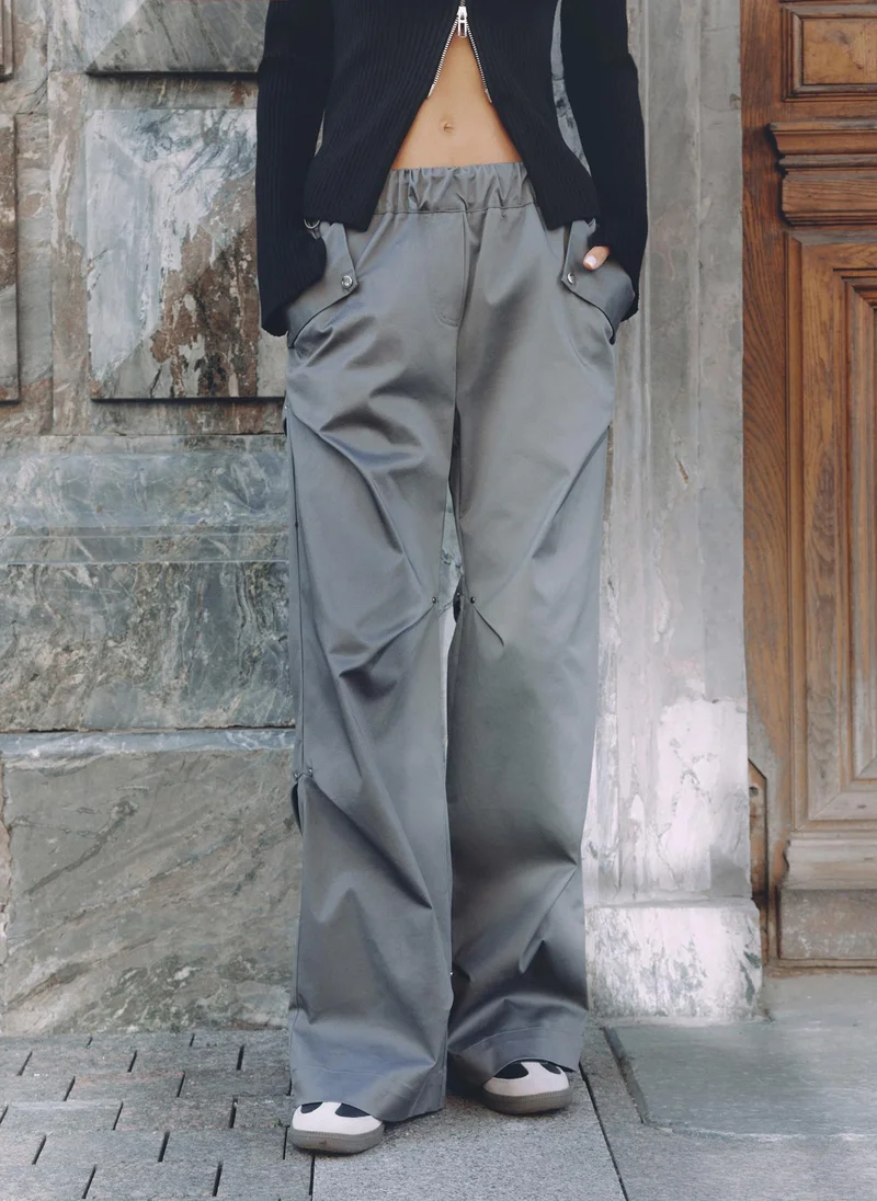 Lichi Loose trousers with waist drawstrings