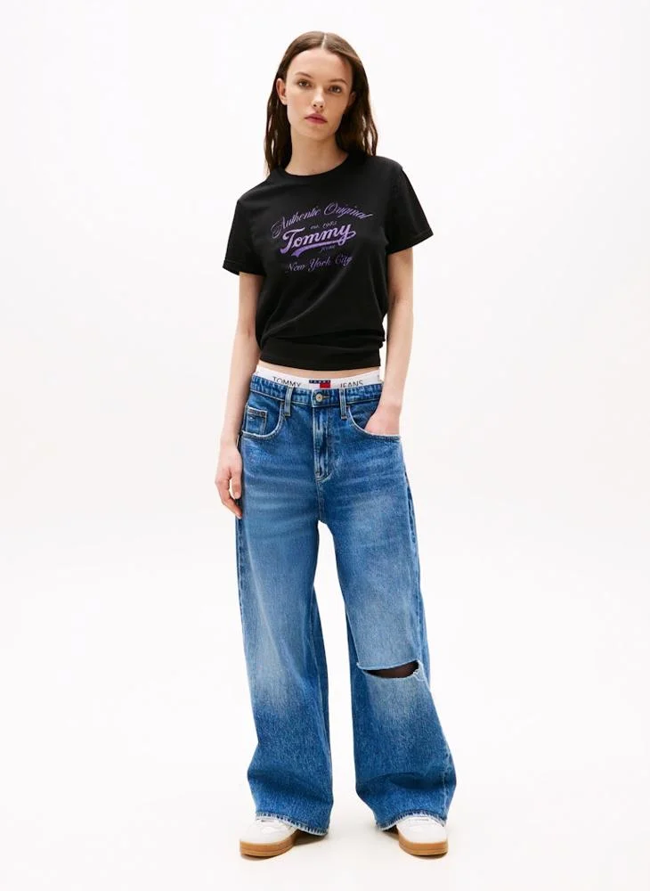 TOMMY JEANS Graphic Crew Neck T-Shirt