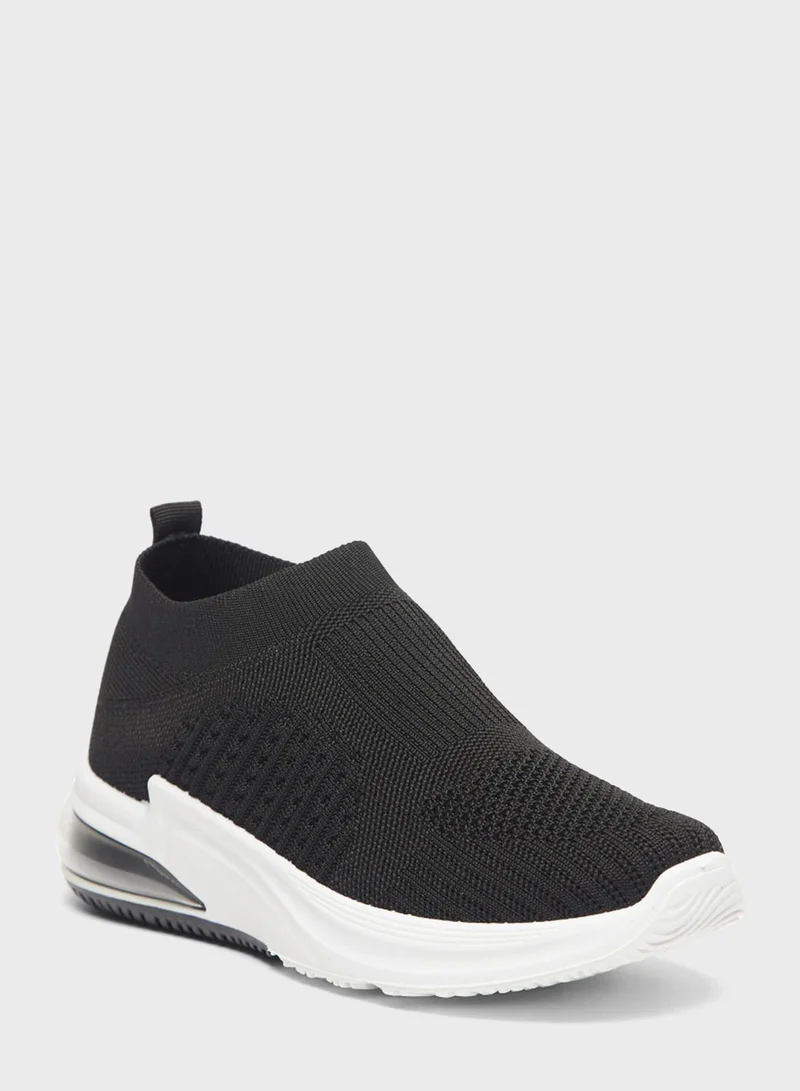 shoexpress Casual Low Top Sneakers