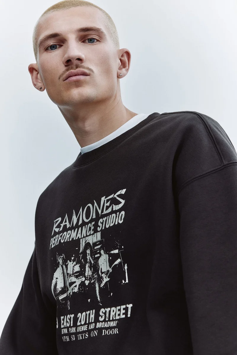 H&M Relaxed Fit Sweatshirt