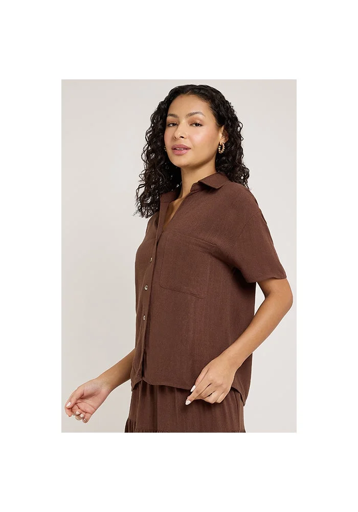 أر أند بي Textured Shirt with Spread Collar and Short 3/4 Sleeves