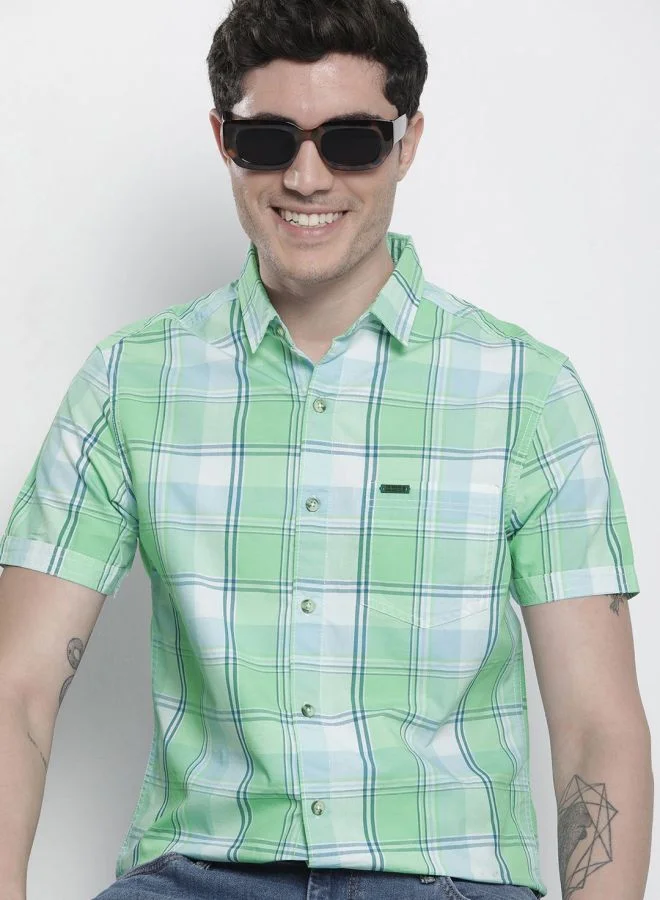 شركة المرآب الهندية Men Slim Fit Checkered Half Sleeves Cutaway Collar Casual Shirt