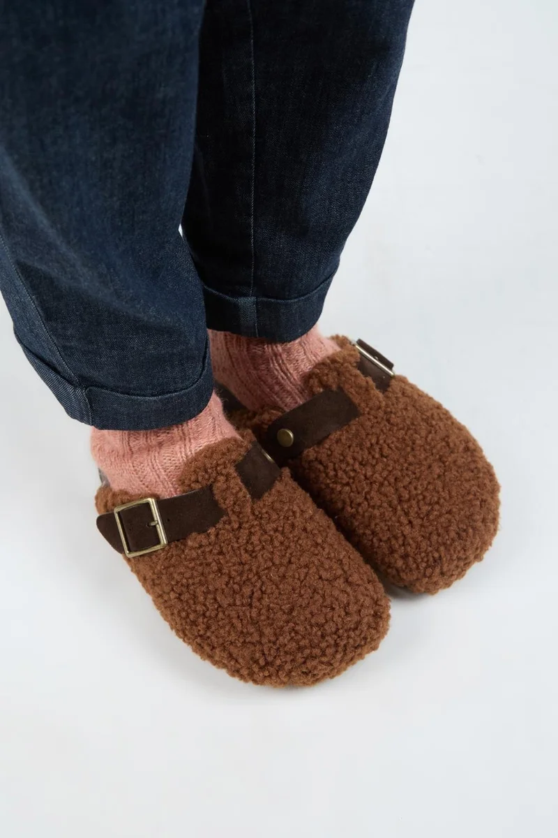 Manijero Manijero Suzen Women's Genuine Leather Belted Teddy Brown Slippers