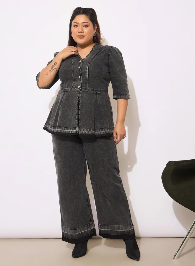 SASSAFRAS Plus Size Plain Denim Metal Button Peplum Top and Jeans Co-Ords
