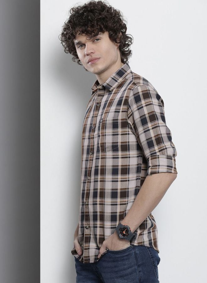 The Indian Garage Co Men Regular Fit Checkered Full Sleeves Cutaway Collar Casual Shirt - Image 3