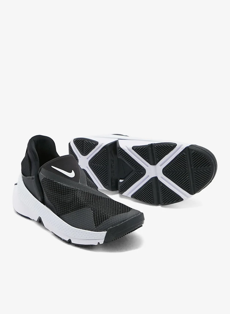 نايكي حذاء رياضي غو فلاي إيز