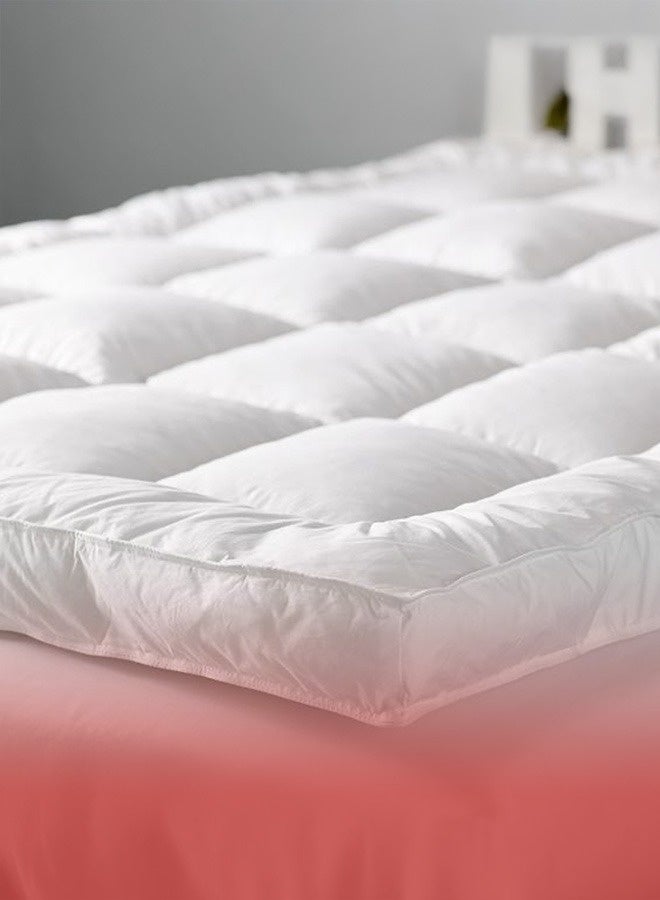 Back Comfort Package | Comfort Mattress Topper 8 cm and 2 Hotel Pillows Size 75x50 cm - White - Image 3