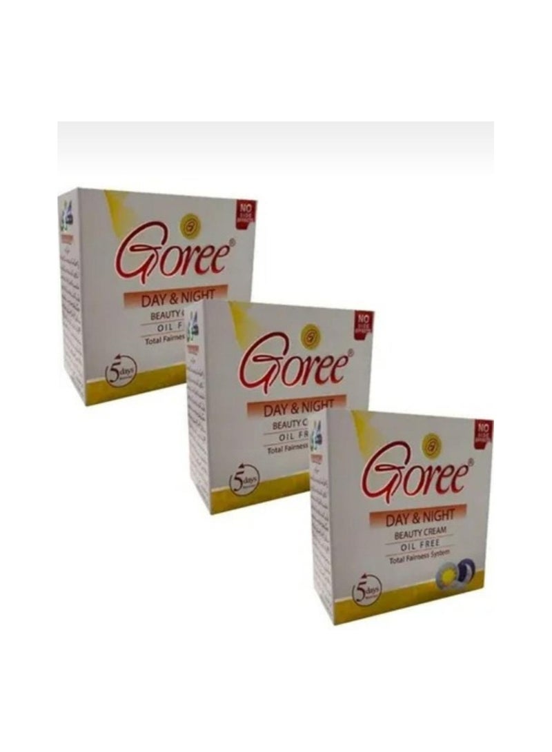 An oil-free day and night beauty cream set of 3
