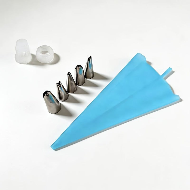 Silver Leaf Shaped 8 Piece Baking Set With Cream Bag Converter - Image 5