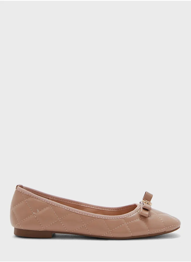 ناين ويست Pointed Toe Flat Moccasins