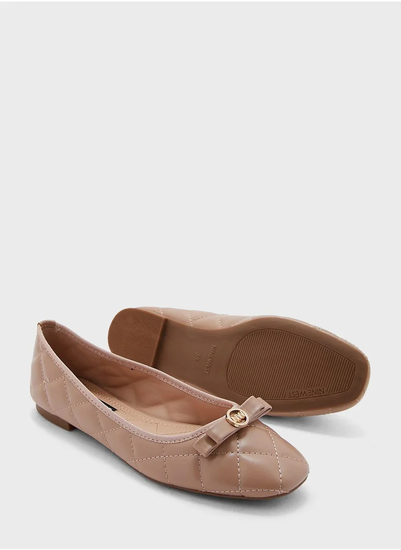 ناين ويست Pointed Toe Flat Moccasins