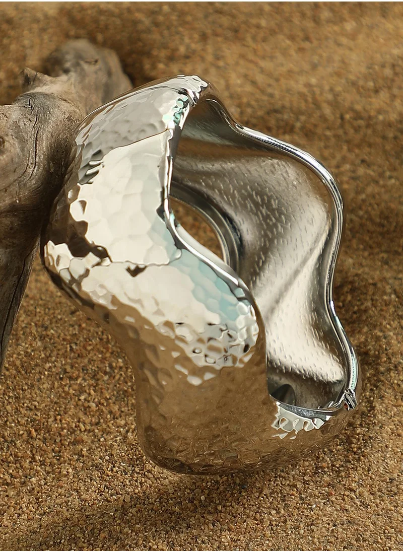 سوهي Women's The Dented-Wave Bangle Bracelet