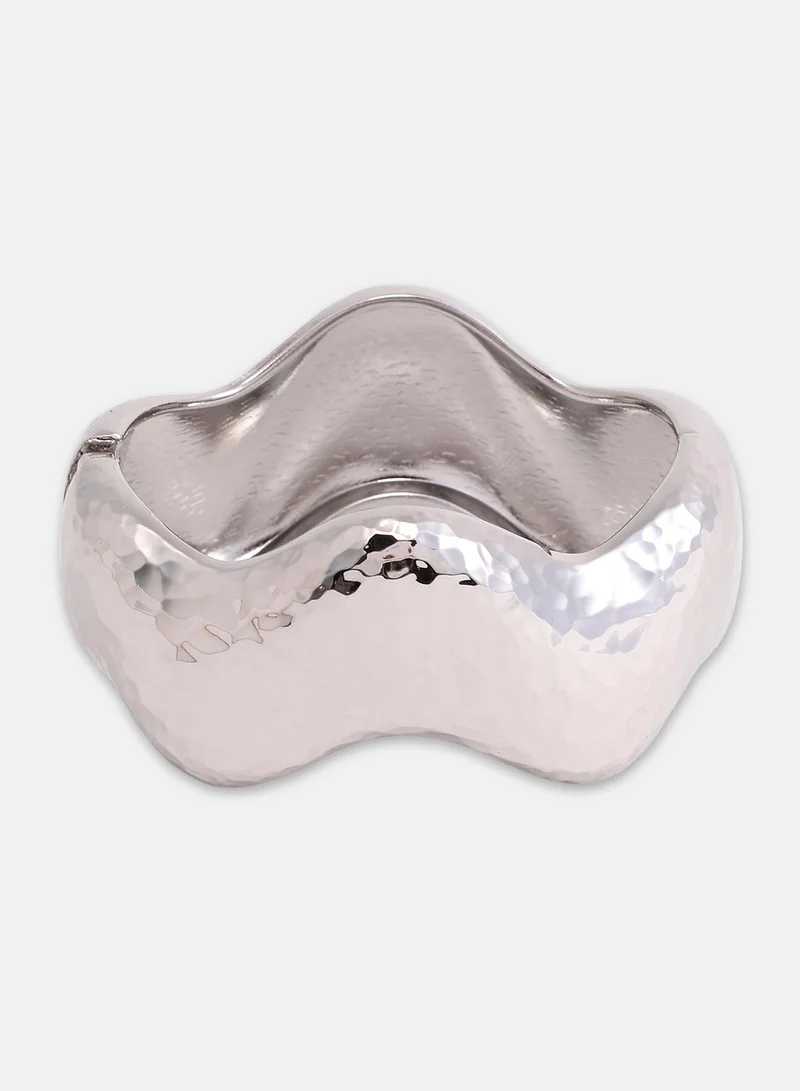 SOHI Dented-Wave Bangle Artificial Bracelet Jewellery