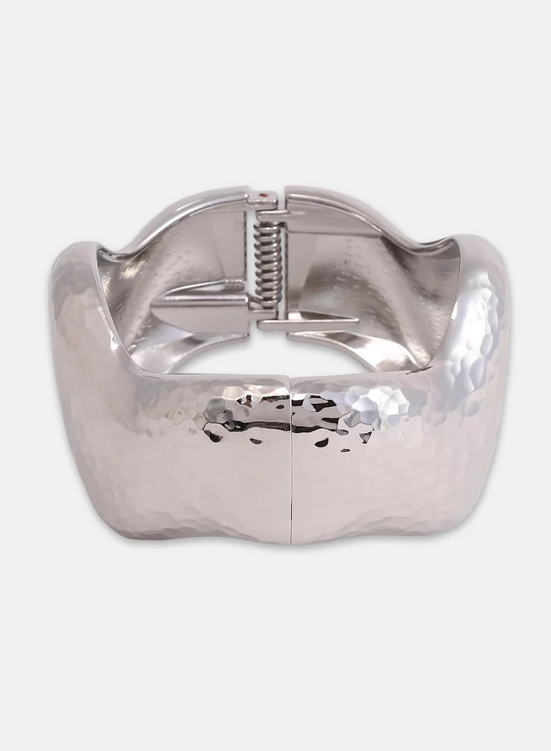 SOHI Dented-Wave Bangle Artificial Bracelet Jewellery