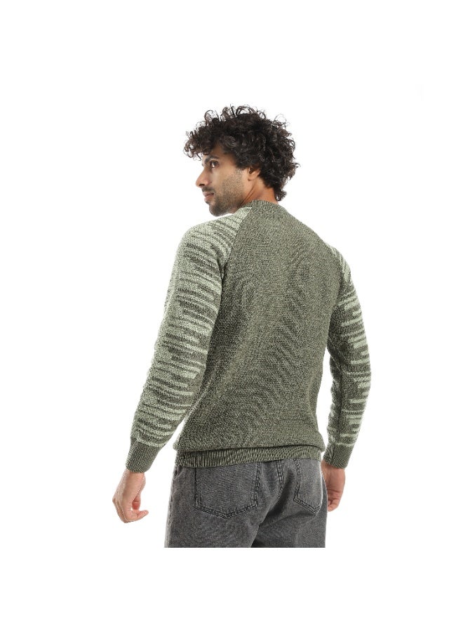 سيزار بلوفر  صوف رجالي بتصميم خطي علي الأكمام - Image 3