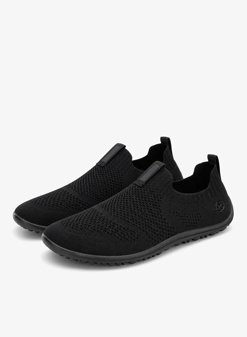دوكرز باي جيرلي Men's Breathable Knit Slip-On Sneakers - Black