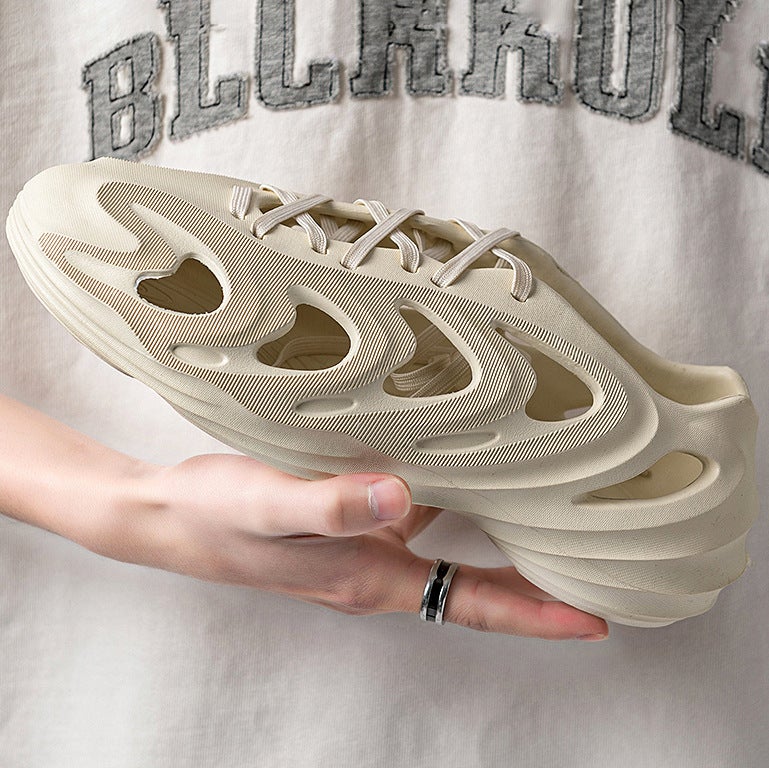 Summer Men'S Coconut Hole Shoes Sandals Plus Size Men'S Fashion Baotou Sandals Wading Beach Hole Shoes - Image 1